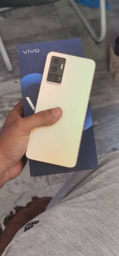 vivo v23e 8/128gb with box no open rapir condition 10/9