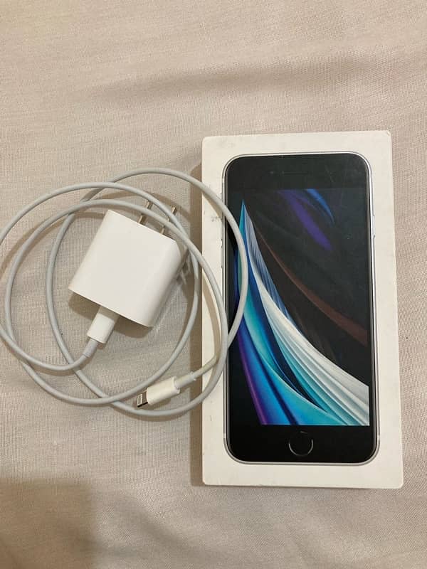 iPhone SE 2020 64GB JV white with box 9