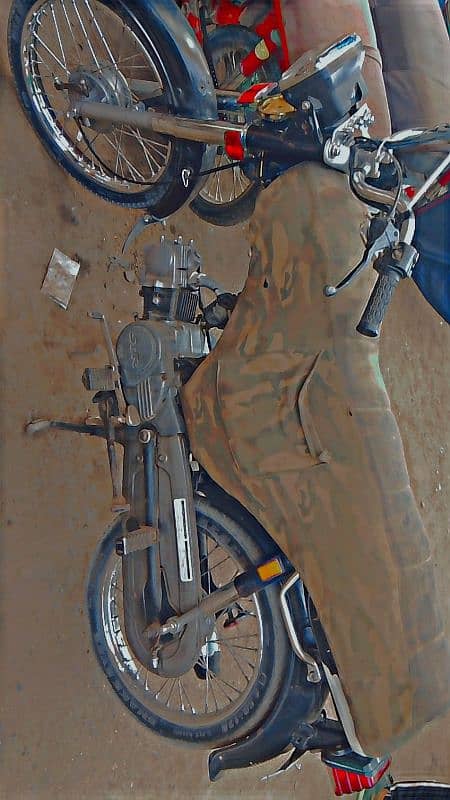 bike bilkul original condition me Hy 2