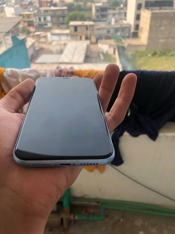 iPhone Xr panel change baki all ok condition little rough 1