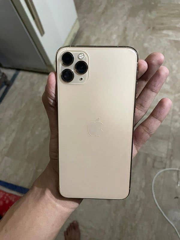 iphone 11 pro max 256gb non pta factory 10/10 with box charge 1