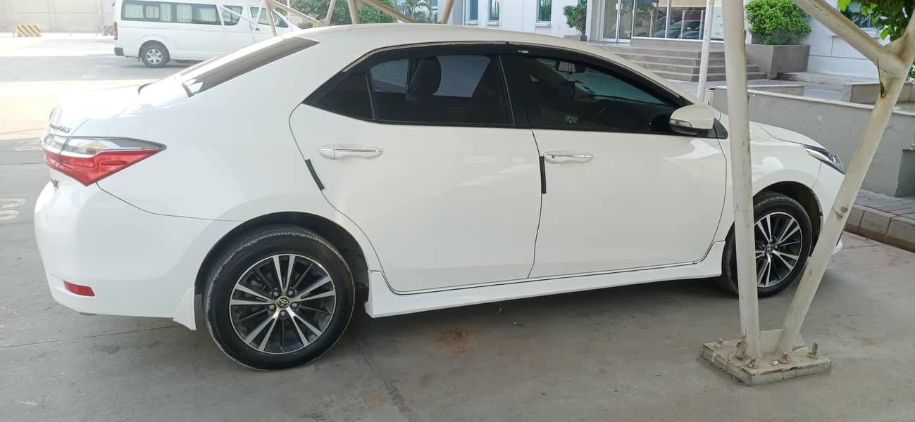 Toyota Corolla Altis 2017 2