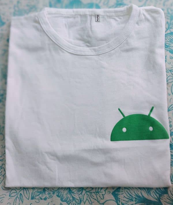 Brand New White T-Shirt with Android Logo - Small Size 0