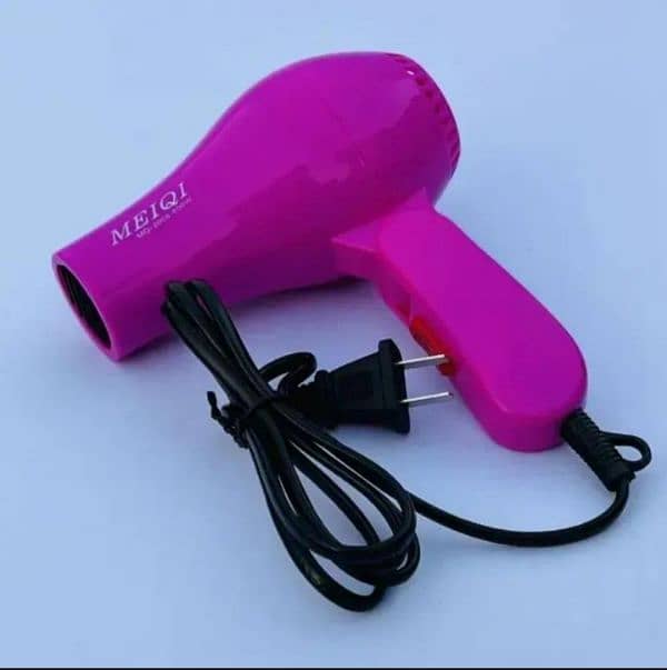 Lightweight And Portable Hair Dryer 1