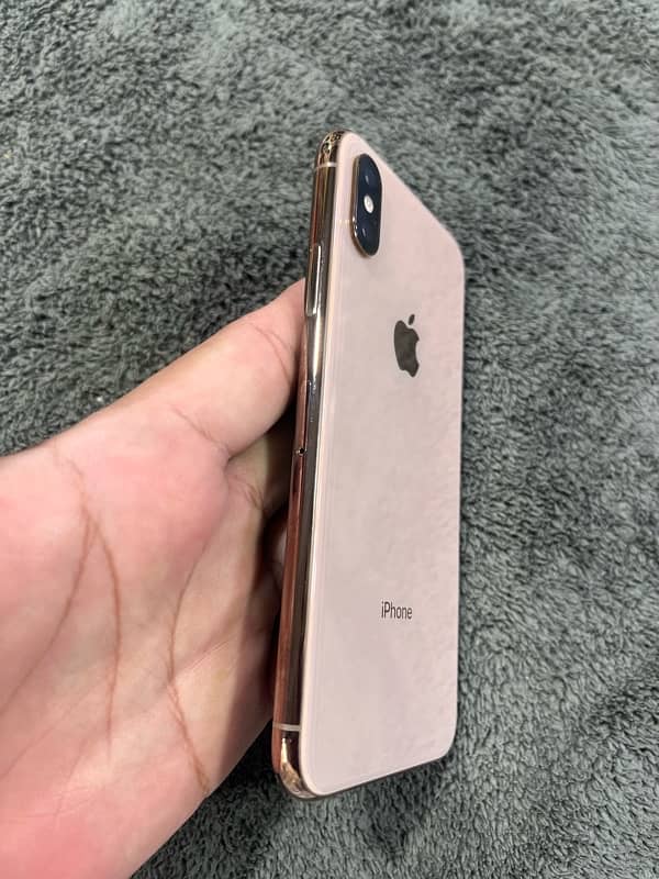 iPhone XS | 64 (PTA) 1