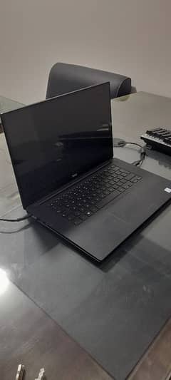 Dell precision 5520 Core i 7