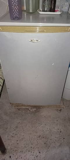 vESTEL MIni fridge working condition