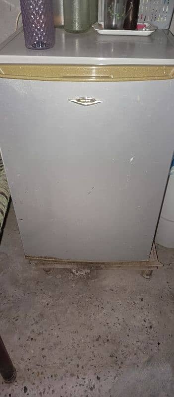 vESTEL MIni fridge working condition 0