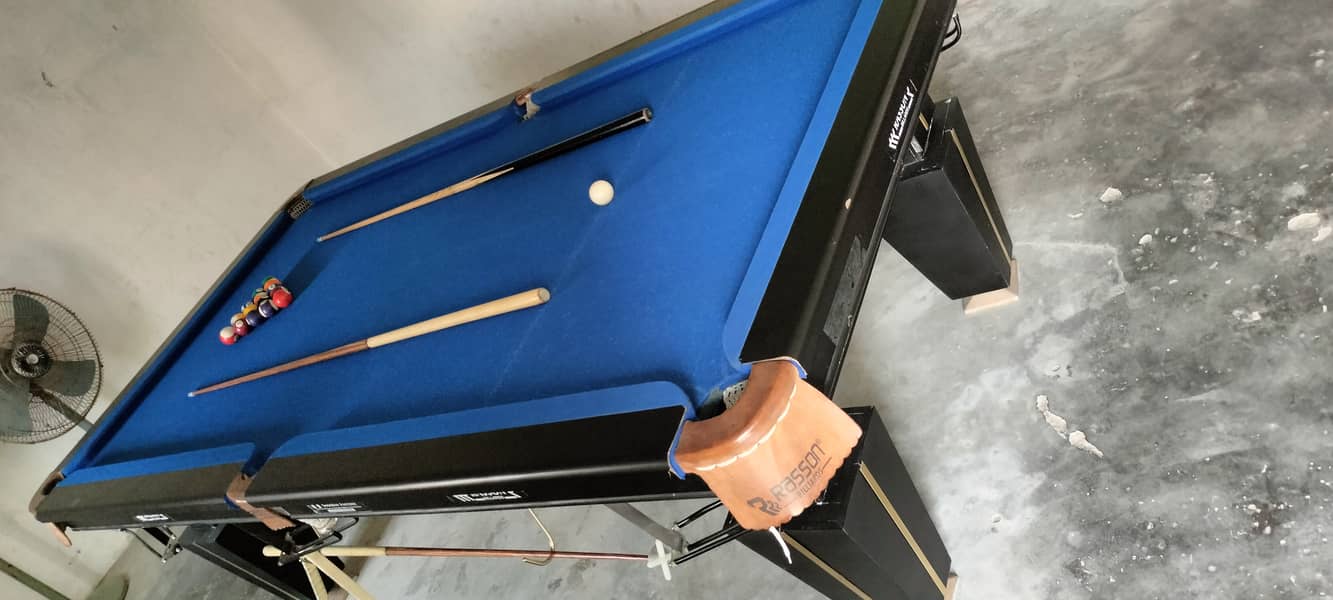 Pool Table Very good condition 2