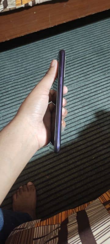 Realme 5 with complete accessories no fault 4