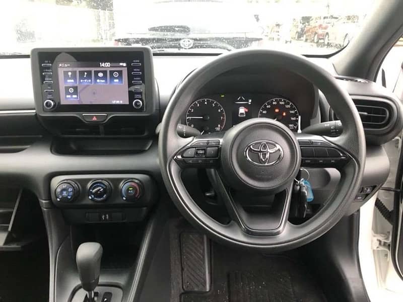 Toyota Yaris 2022 6