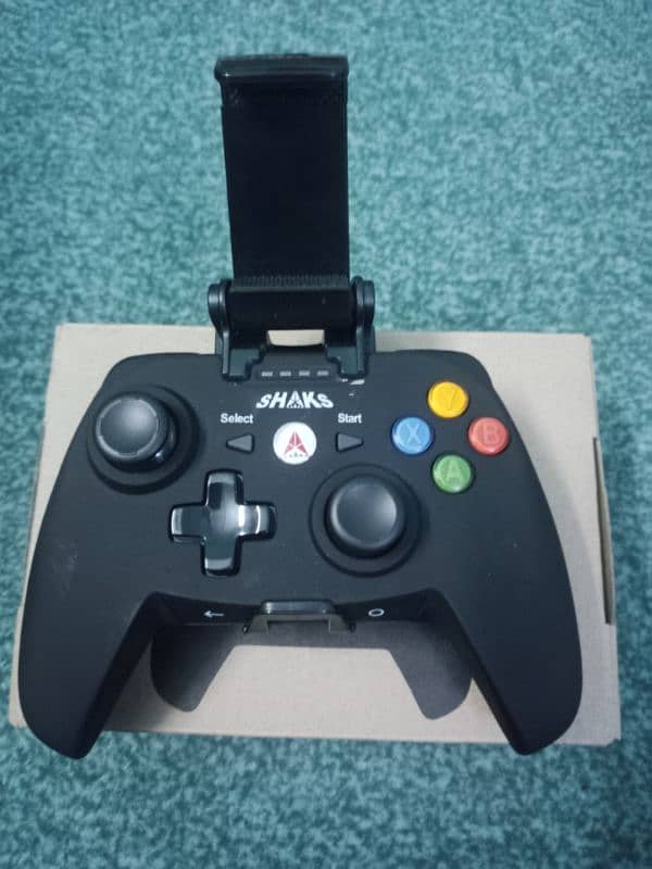 SHAKS S2i WIRELESS BLUETOOTH CONTROLLER 2