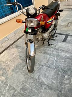 honda cd 70 condition 10by 10