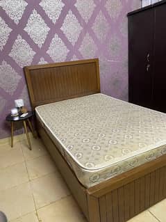 Single bed with mattress