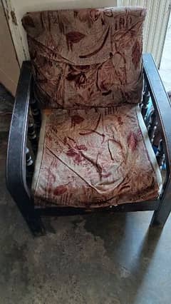 old Sofa Set for sale only Rs. 8,000