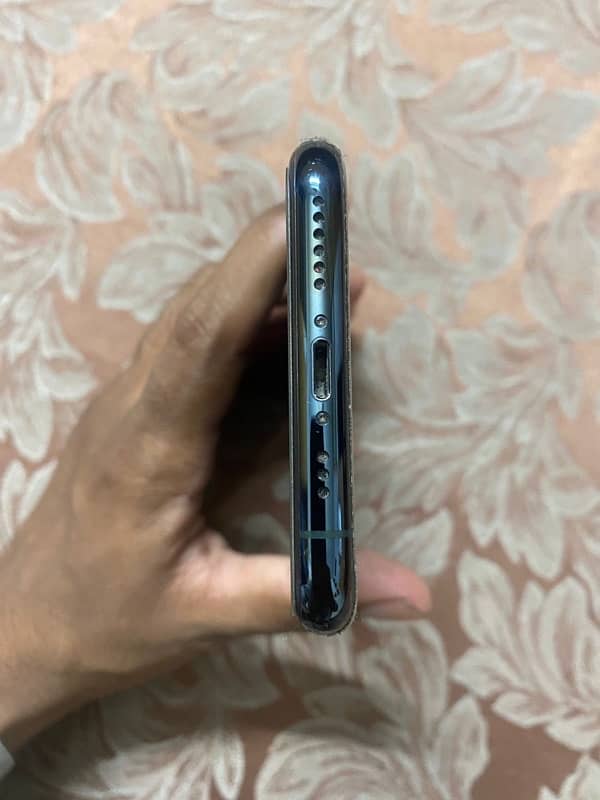 I phone 11 pro Dual Pta 2