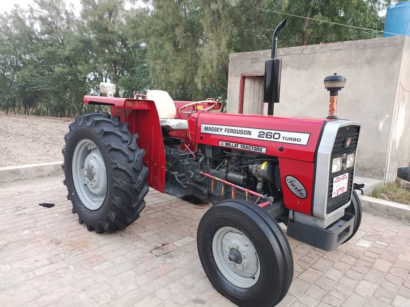 Tractor Massey Ferguson 260 model 2022 3