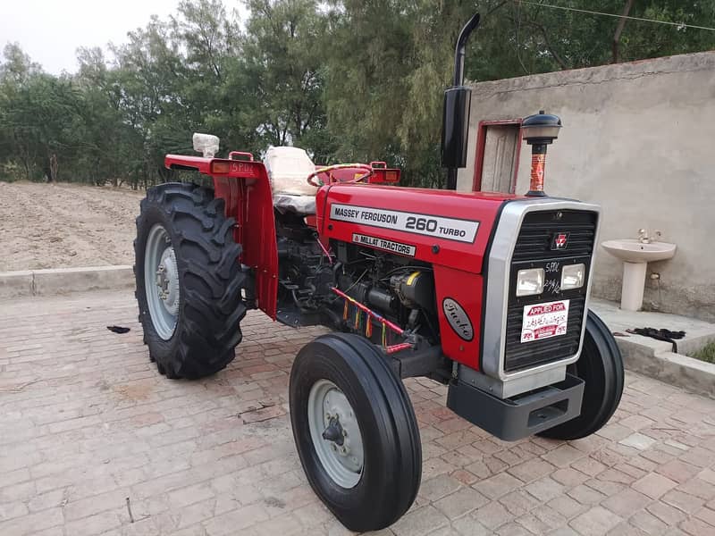 Tractor Massey Ferguson 260 model 2022 4