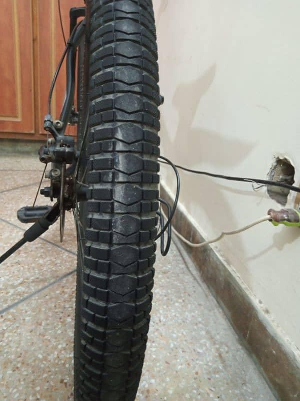 26 INCH IMPORTED GEAR CYCLE 6 MONTH USED URGENT SALE 03265153155 19