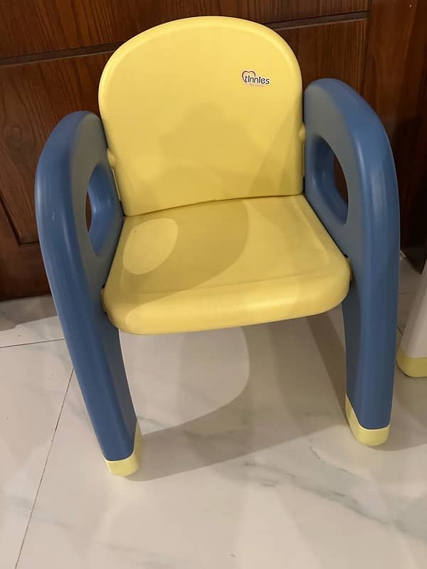 kids table & chair set 2