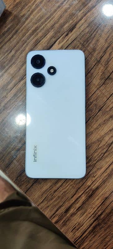 infinix hot 30i 6 GB. 128 GB 1