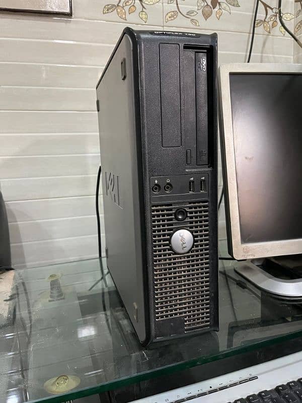 Dell HP L1950 3