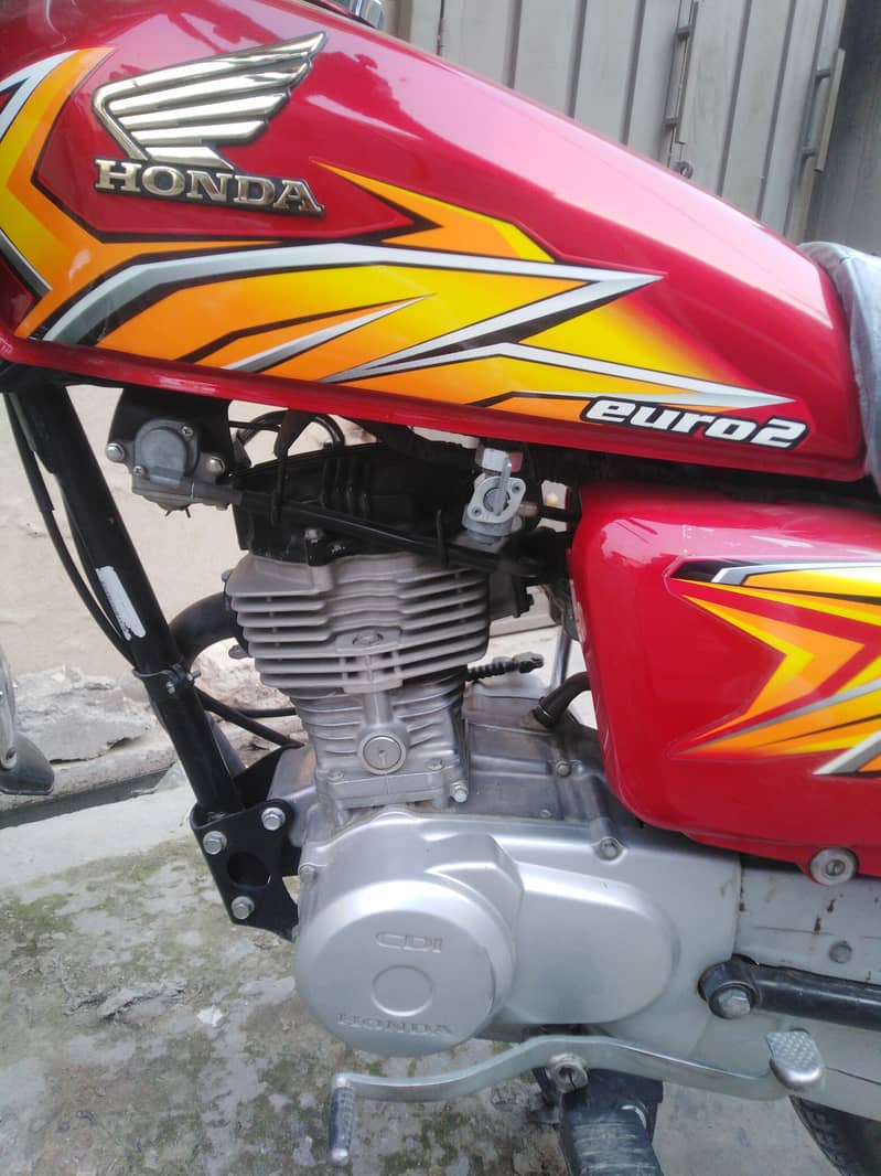 Honda CG 125 2021 3