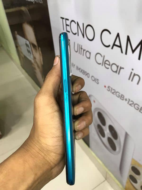 realme 5i 3