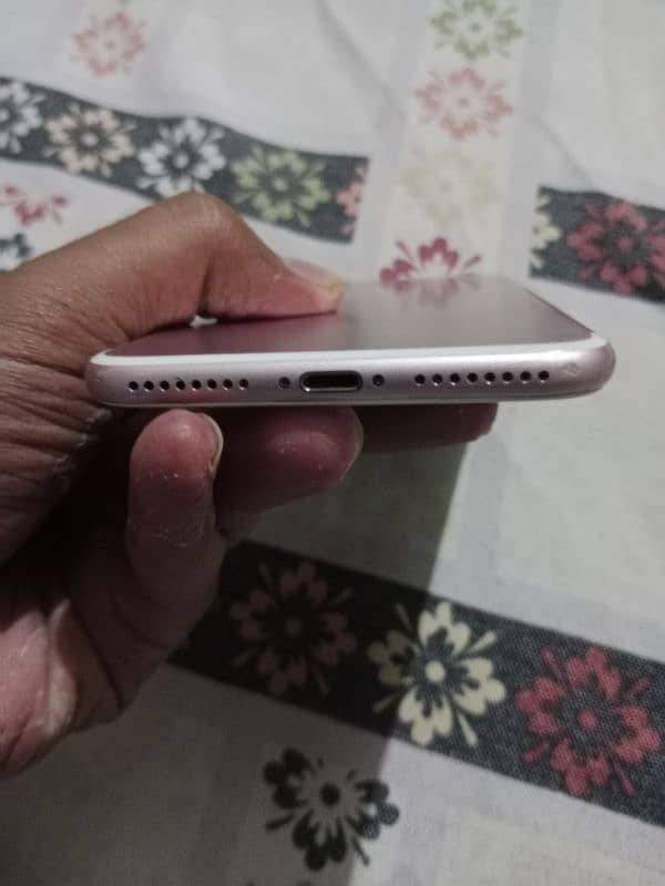 I phone 7 plus 3