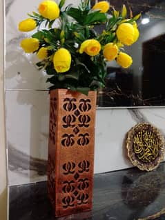 Vase with flowers and resin art pieces