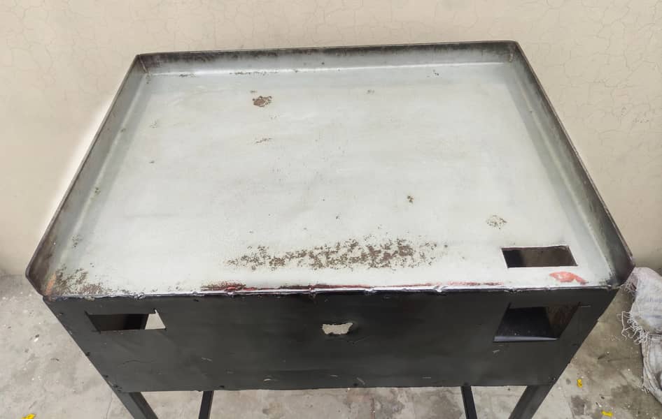 2 hot plates availabale for sale 5