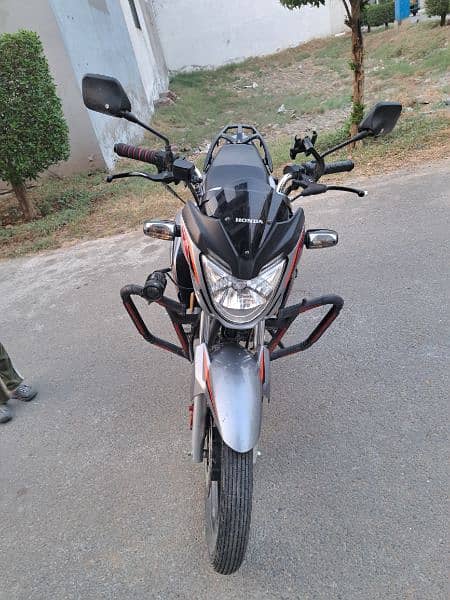 Honda cb150f Grey 4