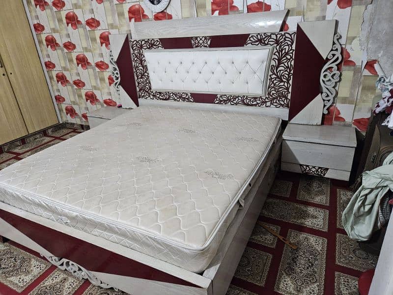 Complete Bed Set with Mattress 3