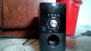 speaker seasond hand good condition