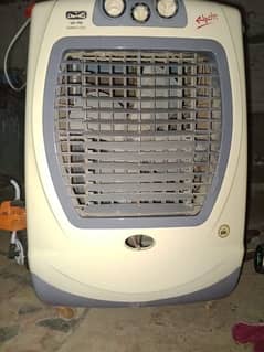 air cooler use like new condition