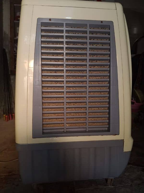 air cooler use like new condition 4