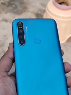 realme 5i lush condition 4gb 64GB with box charger