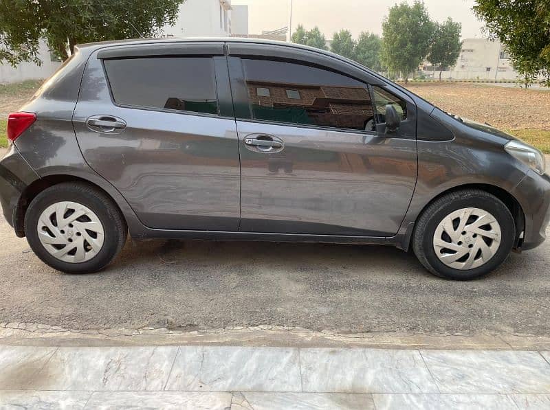 Toyota Vitz 2014 2