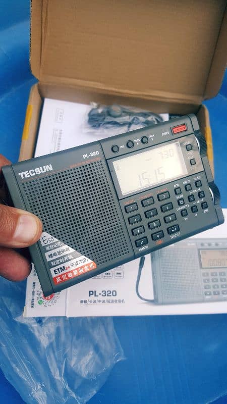 Tecsun Latest Model Pl-320 Full band digital Radio 1