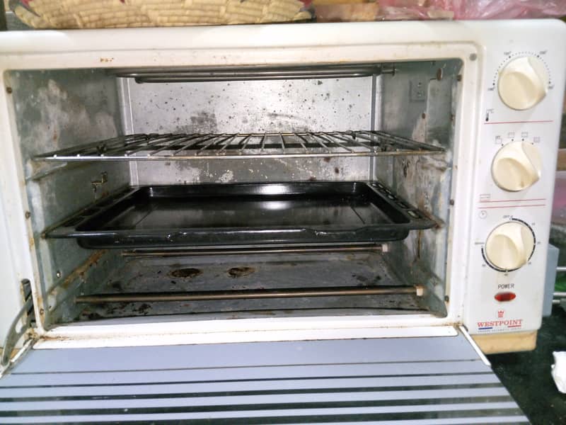 Westpoint oven best for home baking 1