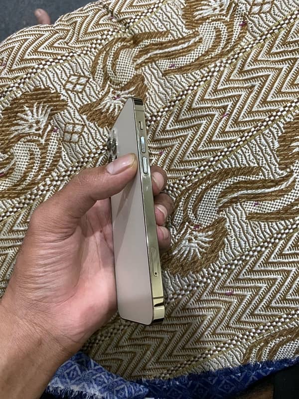 iPhone 12 Pro gold color factory unlock non PTA water pack 3