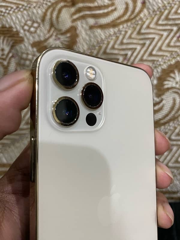 iPhone 12 Pro gold color factory unlock non PTA water pack 6