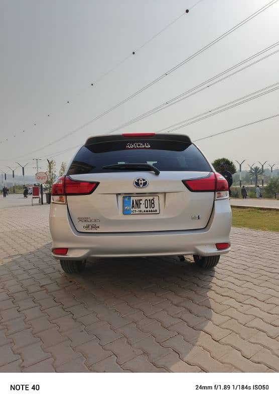 Toyota Corolla Fielder 2015 4