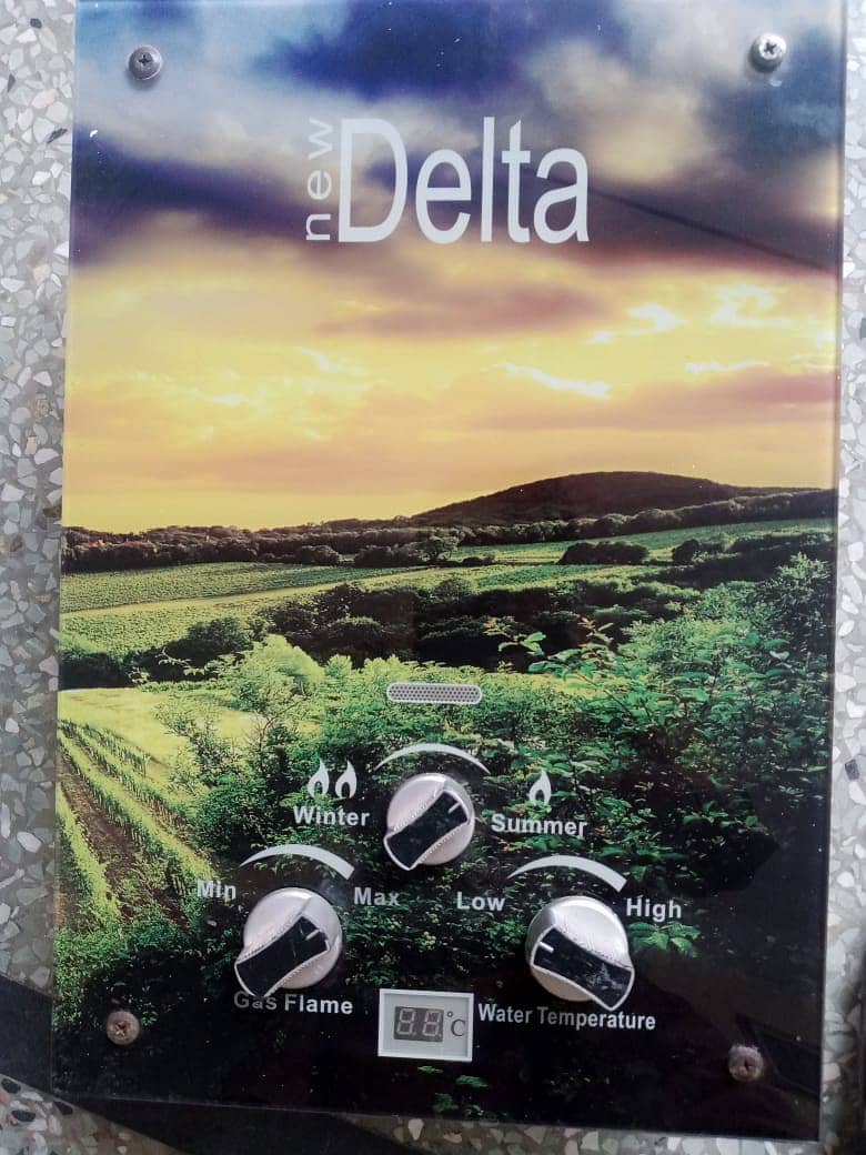 delta gyser in very good condition. 3