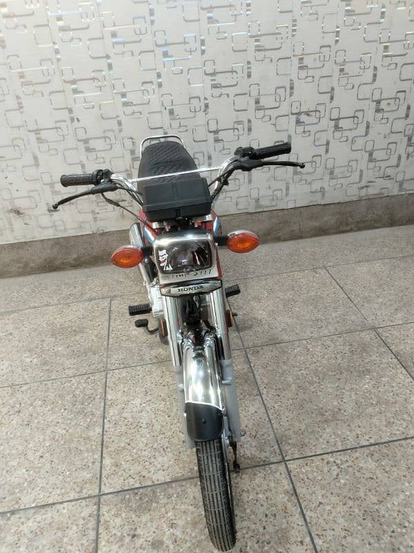 Honda 125 brand new 0