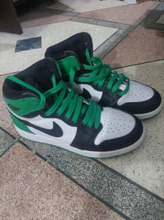 Jordan orignal Shoes Size in description