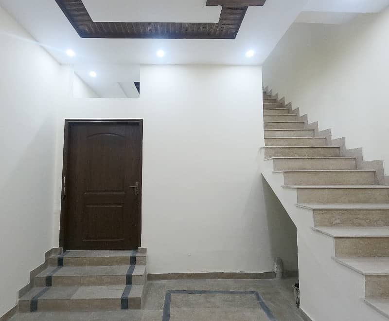 Perfect Prime Location 3 Marla House In Chungi Amar Sadhu For Sale 5