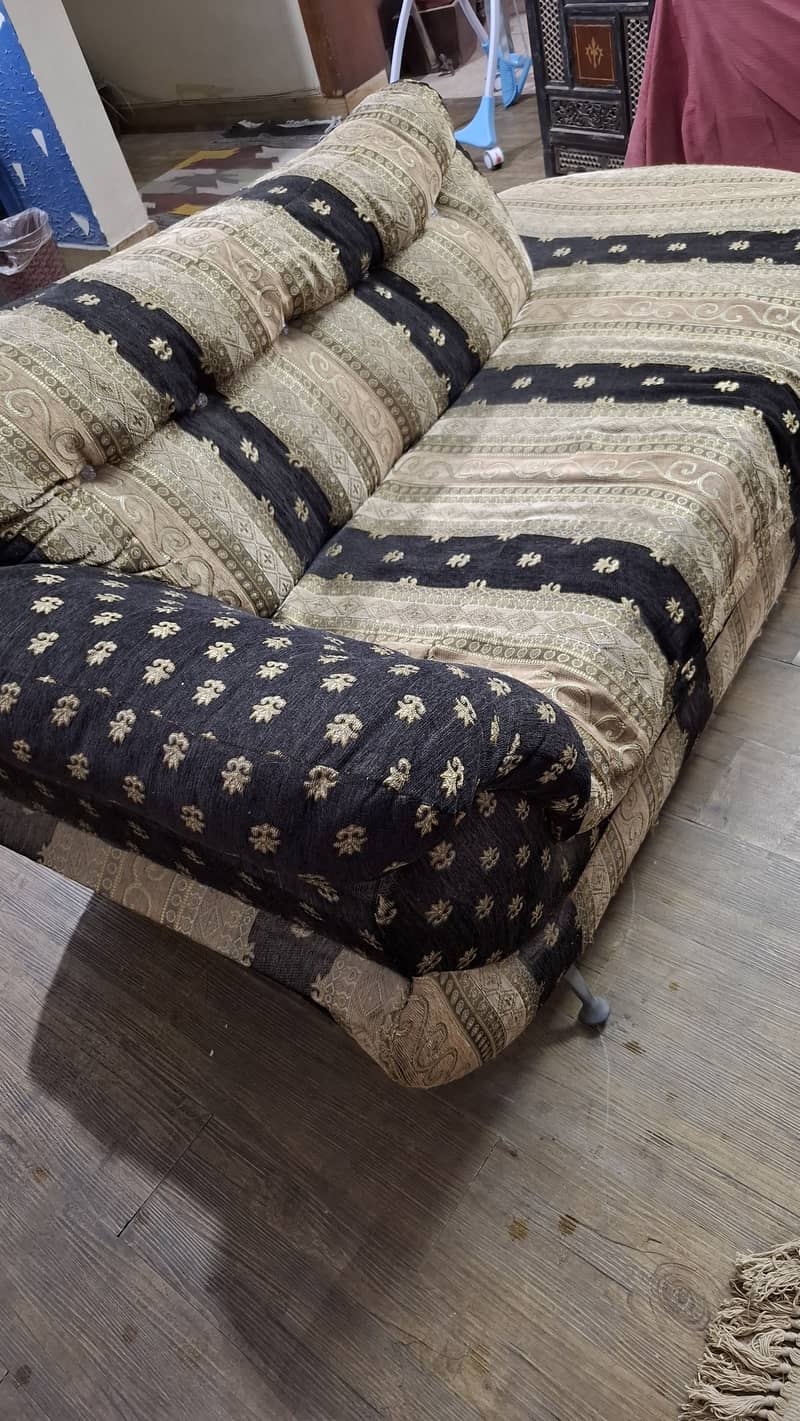 7 seater sofa set in good condition 7