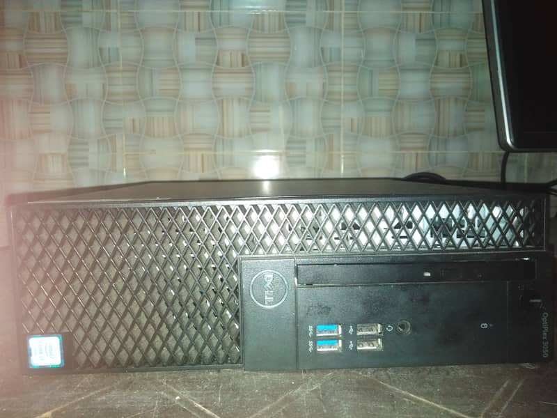 Dell OptiPlex 3050 Desktop 6