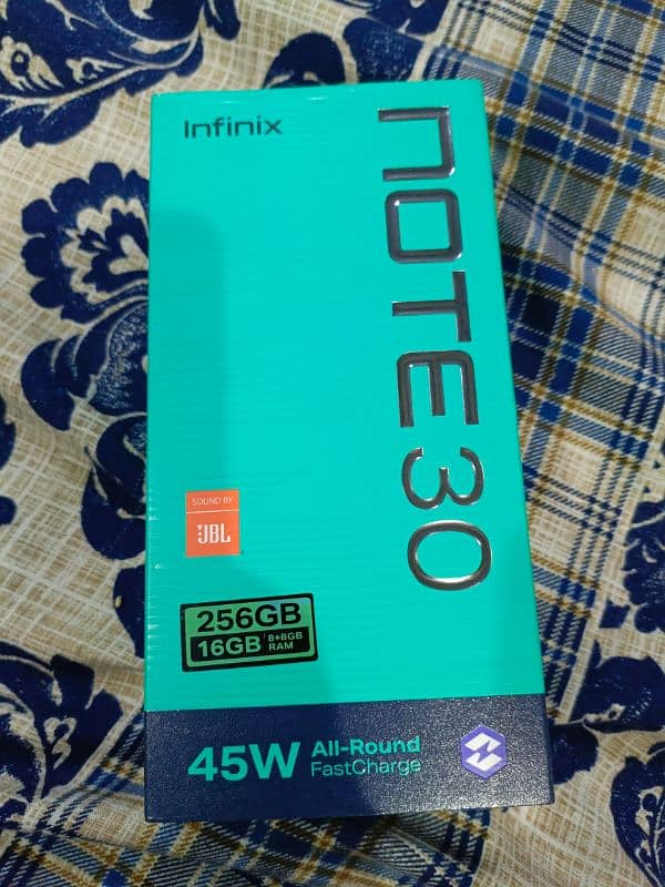 Infinix Note 30 8/256 excellent condition 4